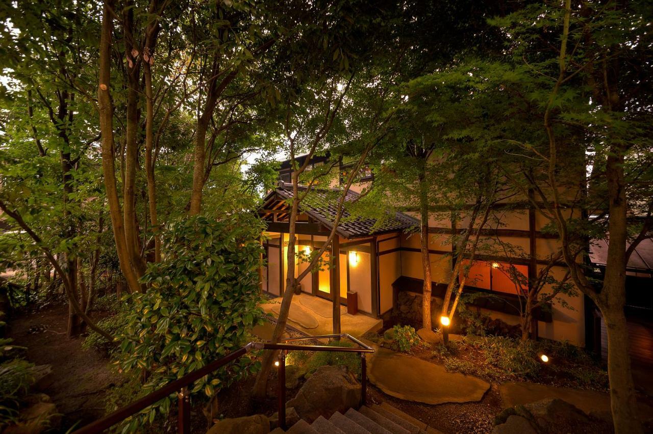 Yufuin Onsen Toshoan Hotel Buitenkant foto